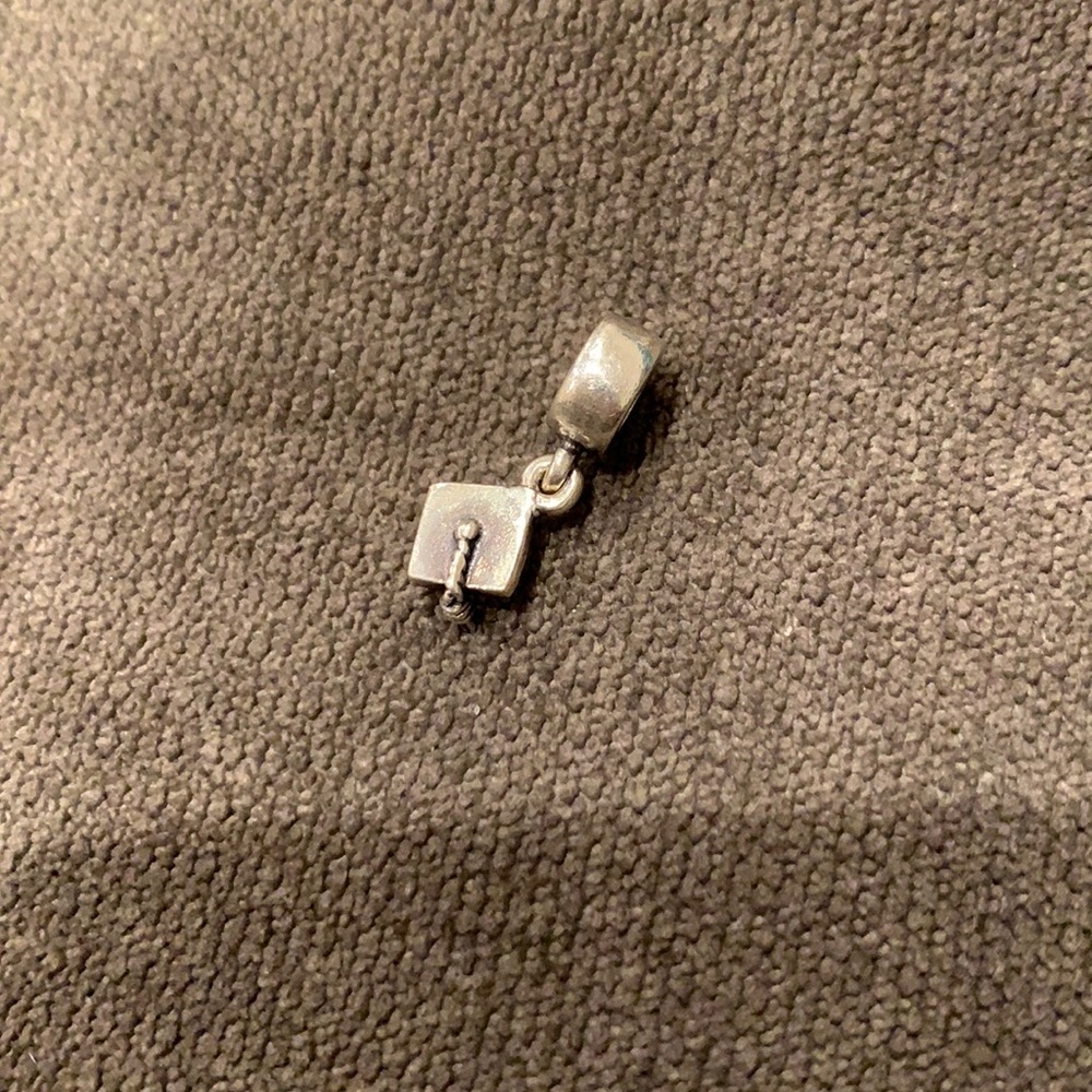 Pandora graduation cap charm